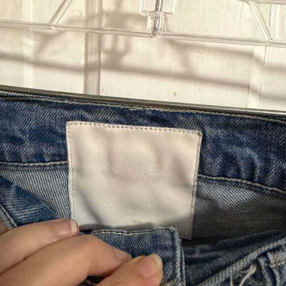 MOTHER High Waisted Weekender Slice Heel Jeans Size 28 - Picture 4 of 13